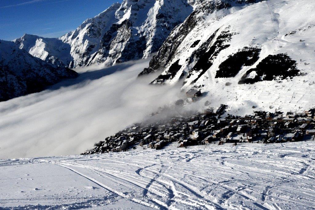 Avalanche aux 2 Alpes. Le lycée Saint-Exupéry touché au cœur