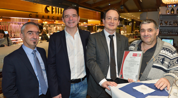 26. Philippe Durand (Bureau Véritas Certification), Bertrand Bourgeron (Agence Tous Risques), Eric Pehau (ATR) et Jacques Matillon (Bureau Véritas Certification)