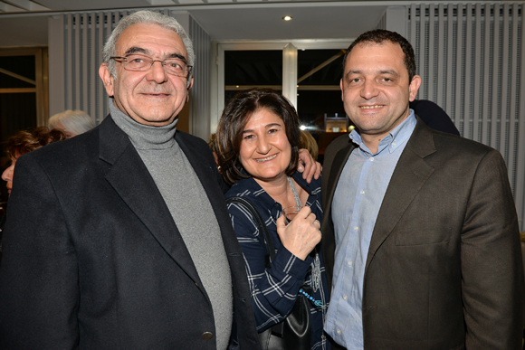 8. Jean-Jacques Osmandjian et son fils Jean-Charles (Nissan) entourent Valérie Akialian (AVI Immobilier) 