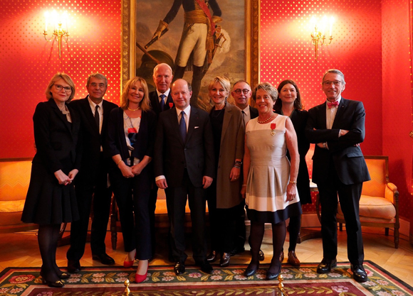 1. Ils avaient fait le voyage par amitié pour Björn et Françoise : Pierre Jarlier et Odile Mattei, Nadine Fageol, et Hervé  Megard, Bruno et Carole Dufour, Elisabeth et Jean-Jack Queyranne. Au centre, SE l’ambassadeur de France en Suède Jacques Lapouge 