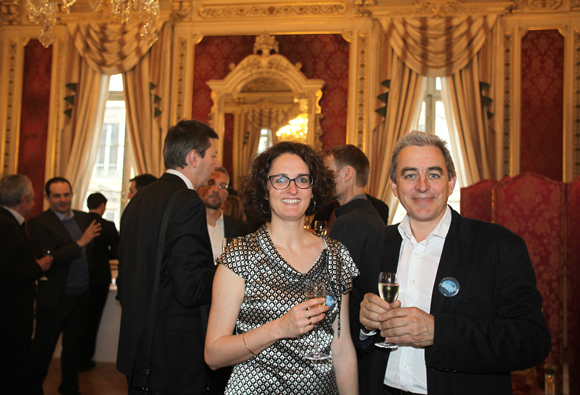 1. Le docteur Maude Frot, chercheur, Neurobiologie (Inserm) et le professeur Roland Peyron, neurologue et chercheur