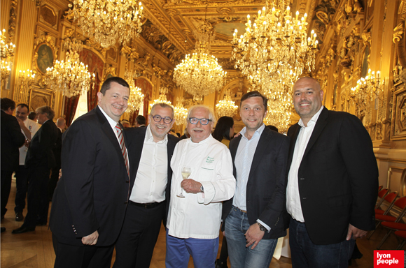24. Christophe Marguin, président des Toques blanches lyonnaises, Joseph Viola, Bernard Constantin (Larivoire), Frédéric Berthod et Philippe Bernachon