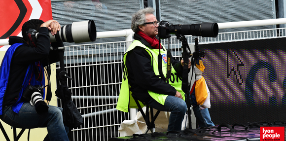 43. Mes confrères prêts pour le shooting photo