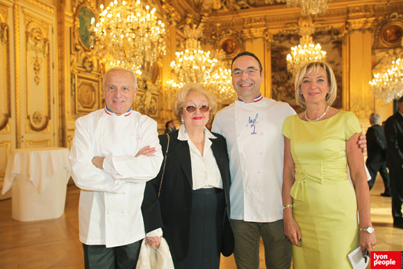 5. Le chef Pierre Orsi, Colette Sibilia, Etienne Boissy (Mons Halles de Lyon) et Marie-Odile Fondeur