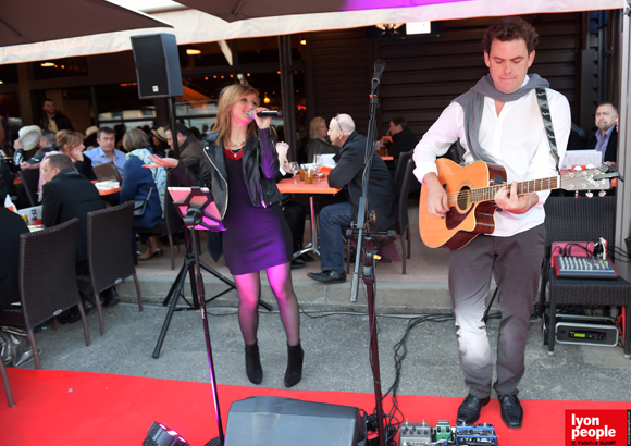6. Les musiciens de la soirée : Marina Claire et Guillaume