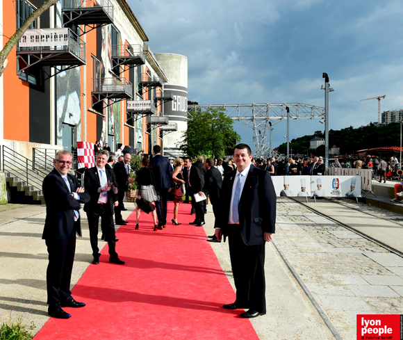 1. Tapis rouge pour l’arrivée des convives 