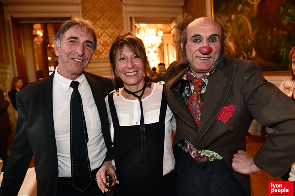 22. Bernard Desmaris (BNP), son épouse Josy et Scott Fisher (Docteur Clown)