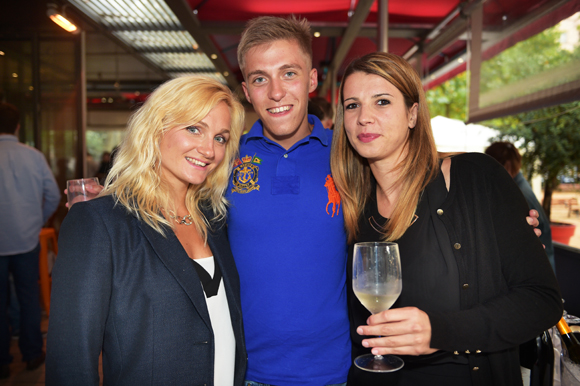 12. Anastasya Massot, Baptiste Nesme et Coraline Simonutti (Cirque Imagine)