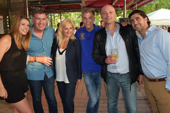 32. Coraline Simonutti (Cirque Imagine), Nicolas Winckler, directeur de Lyon People, Anastasya Massot, Baptiste Nesme (Cirque Imagine), Jean-François Savoye (Lyon People Global) et David Massot (Cirque Imagine)