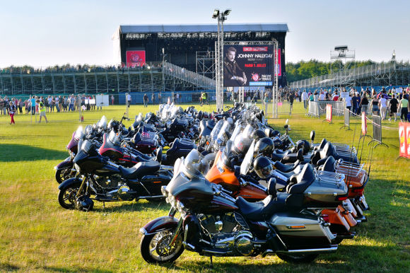 36. L’arrivée au Concert des bikers