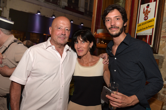 58. Henri (Moss), son épouse Mireille et leur fils Geoffrey (Halles Mercière)