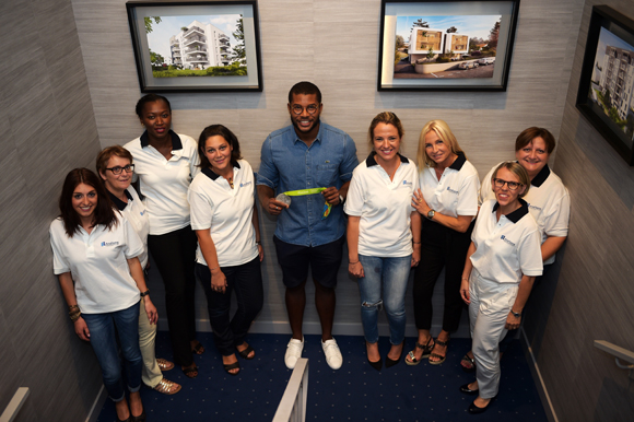 17. Mehdy Metella et ses fans …femmes