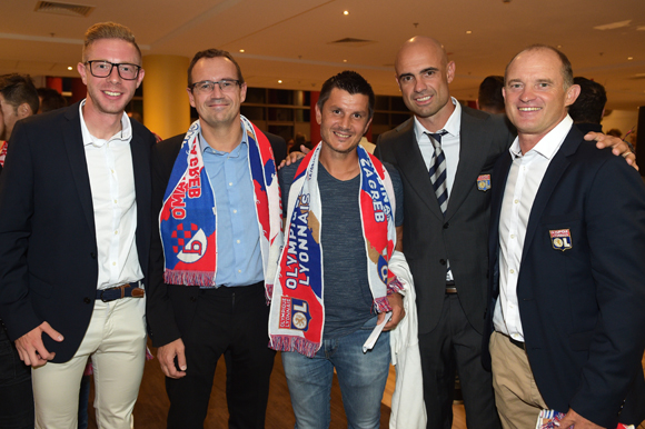 26. Romain Segui (OL), Bruno Ariztoy (Carrefour), Pierre Chavrondier (OL), Chris et Joël Frechet (OL)