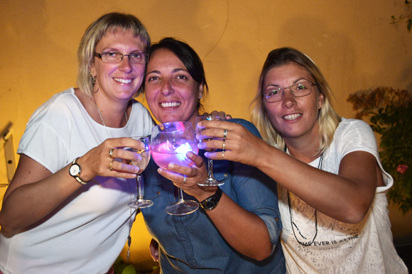 28. Mylène Cornet, Nadia Cattaneo et Muriel Cattaneo