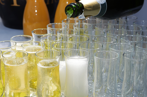 32. Champagne !