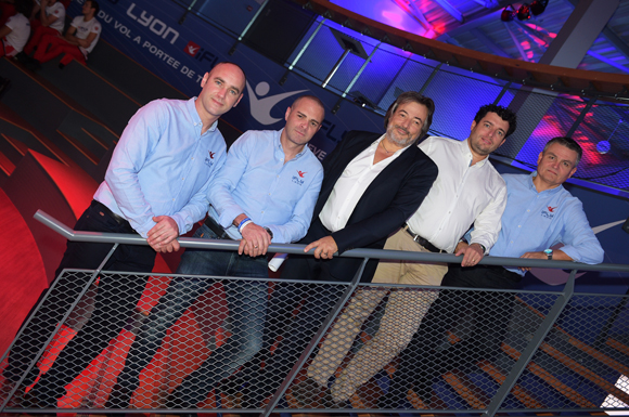 2. Les Boss : Michaël Mourier, Olivier Colomb, Eric Digonnet, Philippe Decot et Jean-Luc Poinsot (I Fly)