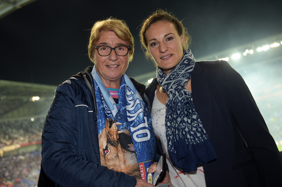 41. La championne du monde de Ski Marielle Goitschel et Mélina Robert Michon, vice-championne olympique du lancer de disque