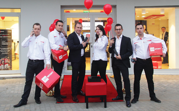 Inauguration SFR Place Valmy