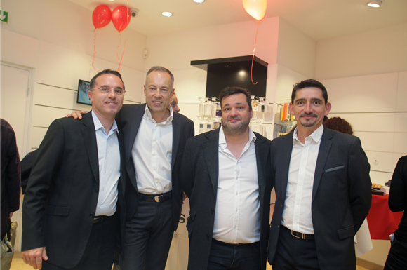 12. Stéphane Verlant et François (SFR), Jérôme Sanchez (Carré Phone) et Philippe Finand (SFR)