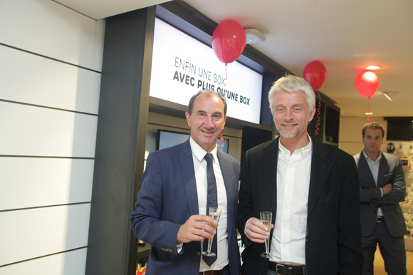 15. Cyrille-Frantz Honegger (SFR) et Hubert Julien Laferrière, maire du 9 arrondissement