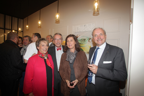 24. Carole Dufour (Idées en Tête), son époux Bruno Dufour, consul d’Equateur, Marie-Christine et Gérard Herrbach, consul du Grand-Duché de Luxembourg 