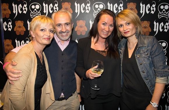  17. Annie, Emmanuel, Johanne et Gaëlle