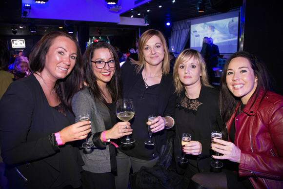 2. Joanne, Célia, Caroline, Charlotte et Mélanie 