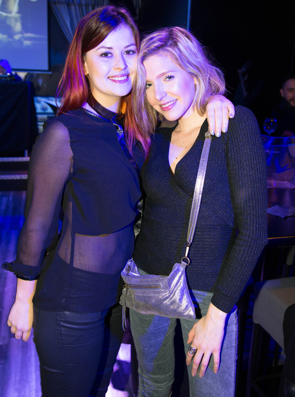 4. Fanellie et Laure