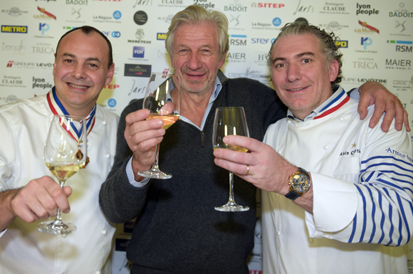 44. Christophe Roure, MOF Cuisinier, Claude Polidori (Maison Victoire) et Alain Chartier, MOF Glacier