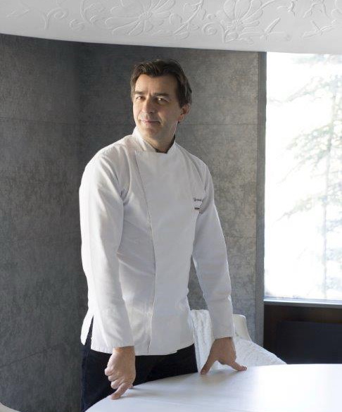 A Courchevel, Yannick Alléno décroche 3 étoiles en détournant les codes de la gastronomie