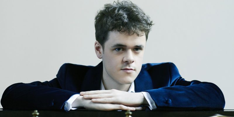 Benjamin Grosvenor enflamme la nouvelle saison de Piano à Lyon