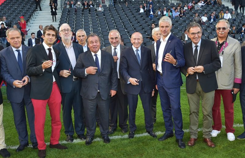 Collomb / Wauquiez. Combat de coqs pour l’inauguration du stade de Gerland