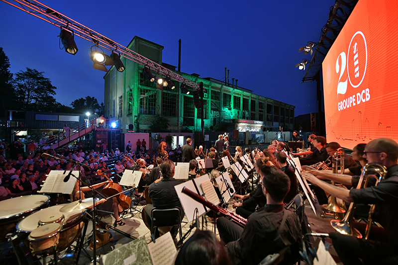 Le 20ème anniversaire DCB International en musique