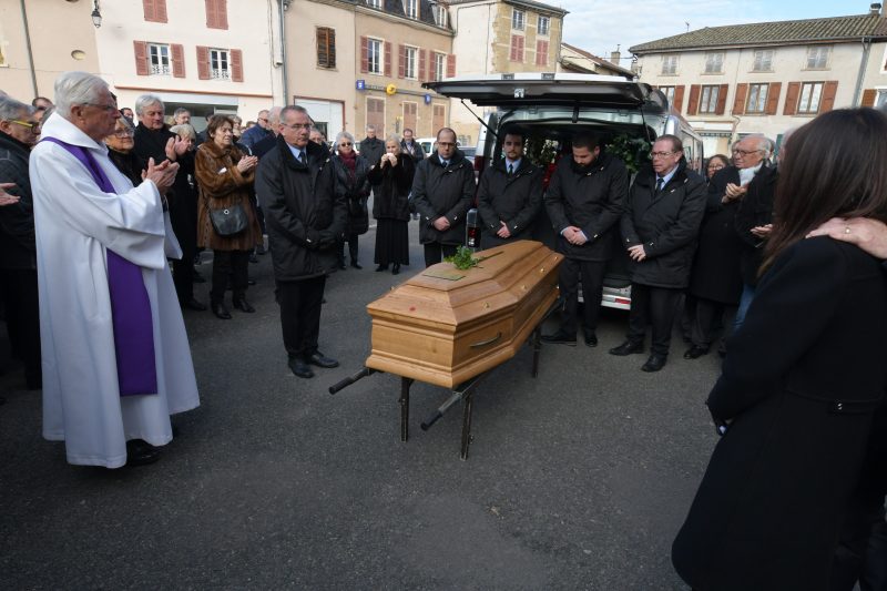 Funérailles de Georges Duboeuf. La dernière cuvée du « pape du Beaujolais »