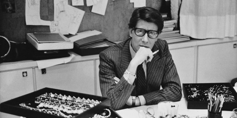 Musée des Tissus. Yves Saint Laurent, créateur de 79 000 entrées