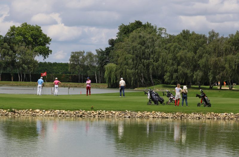 Golf du Clou. Atmosphère, atmosphère…