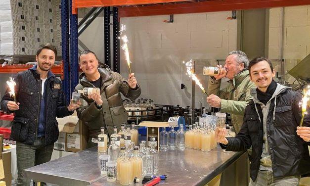 Lyon. Pour Noël, la discothèque F&K met ses cadeaux en bouteille