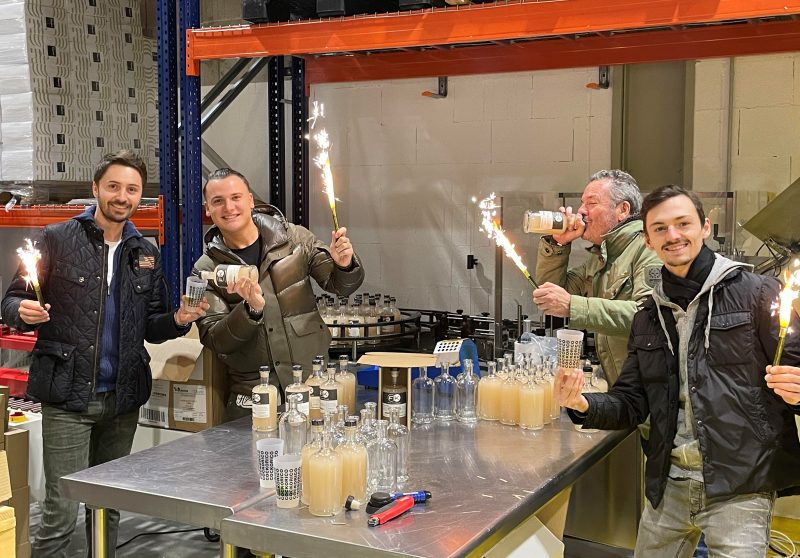 Lyon. Pour Noël, la discothèque F&K met ses cadeaux en bouteille