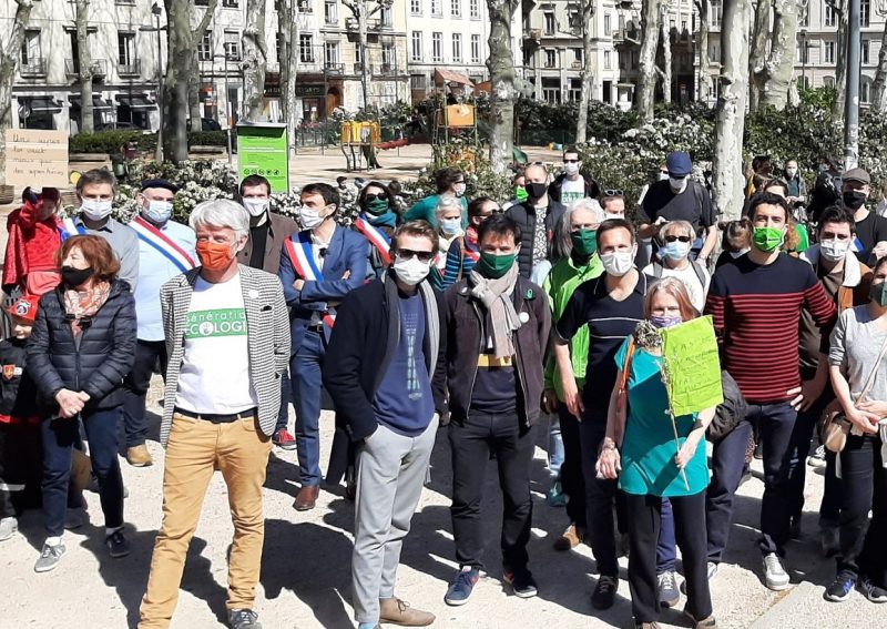 Lyon. Tollé général après la participation des élus écologistes à la marche pour le climat en plein confinement