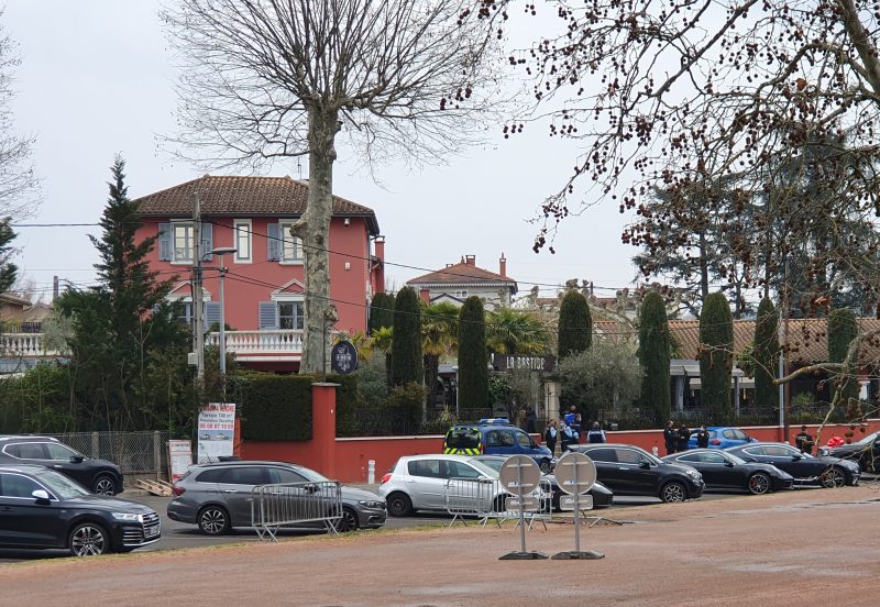 Près de Lyon. Descente de gendarmerie à La Bastide, un restaurant présumé « clandestin »