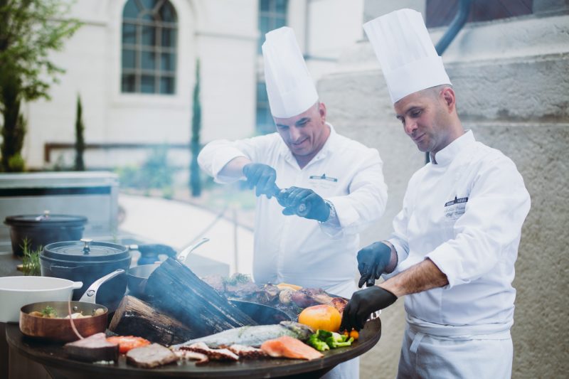 Gastronomie à Lyon. Chez Epona, une cuisine au braséro vous tend la main !