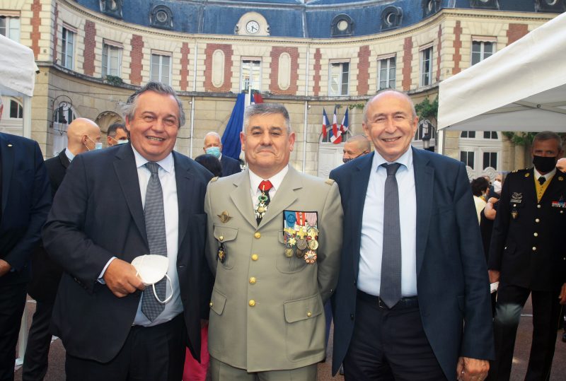 Lyon. L’émouvant adieu aux armes du gouverneur militaire Philippe Loiacono