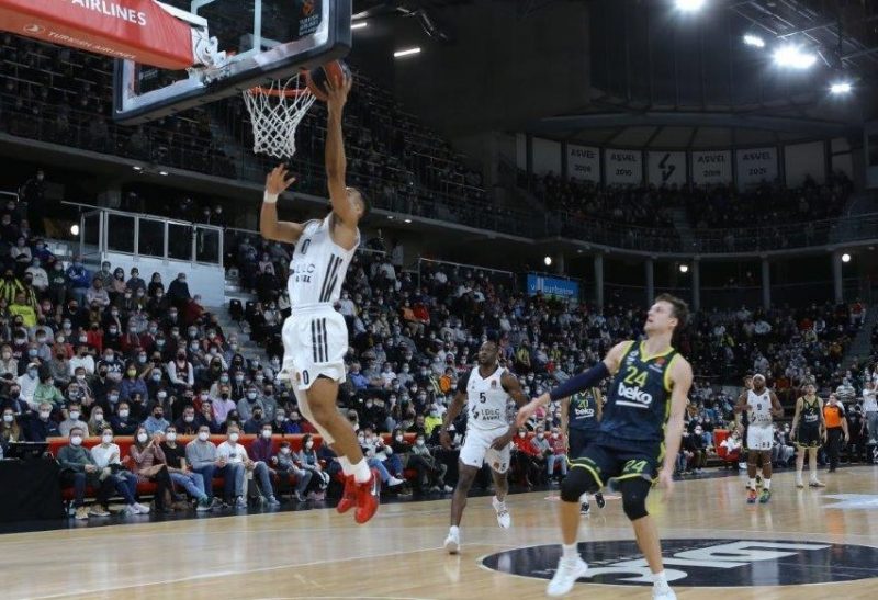 Les tribunes VIP de LDLC ASVEL – Fenerbahçe. Un précieux cadeau de Noël