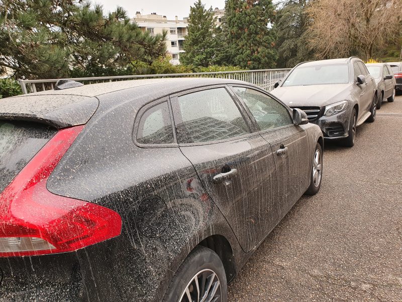 Lyon. Le ciel et le sable tombent sur la tête des Lyonnais