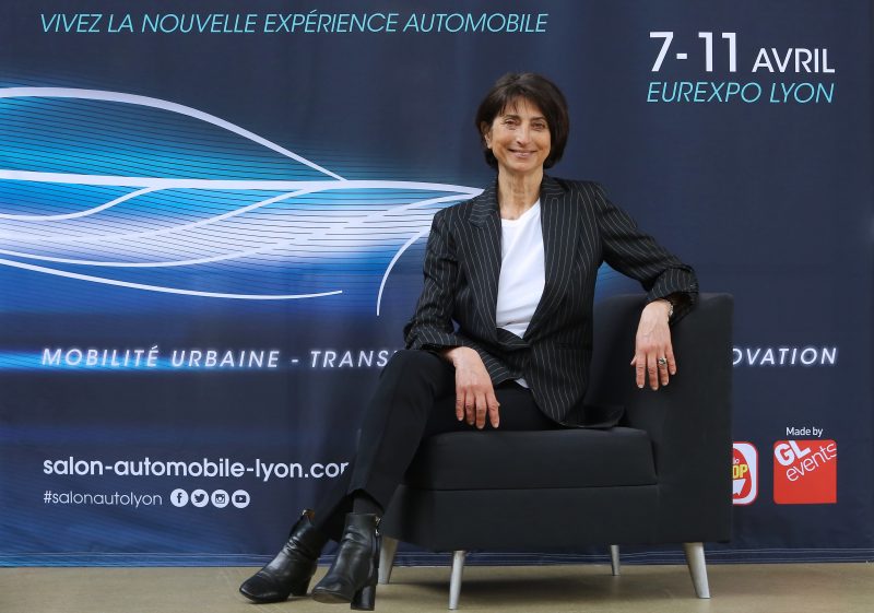 Salon Automobile de Lyon. Anne-Marie Baezner : « Tout le monde a le droit de rêver ! »