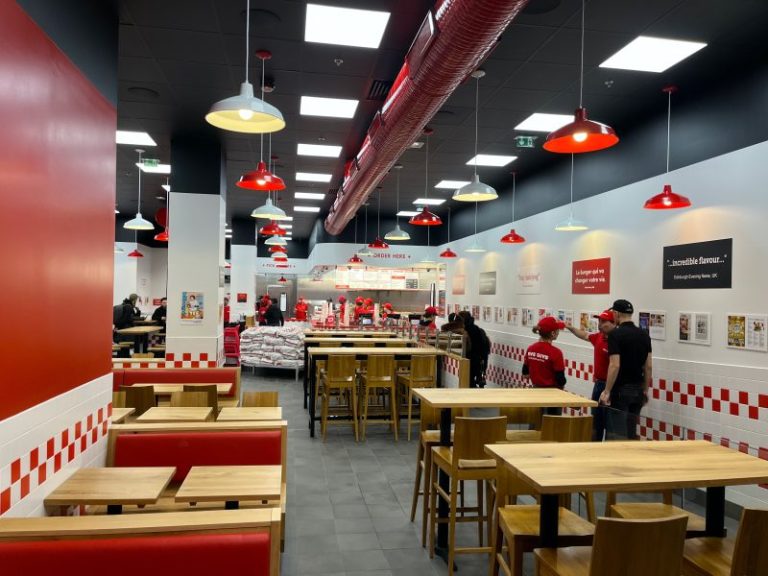 Nouveau à Lyon. Five Guys croque son 25e restaurant