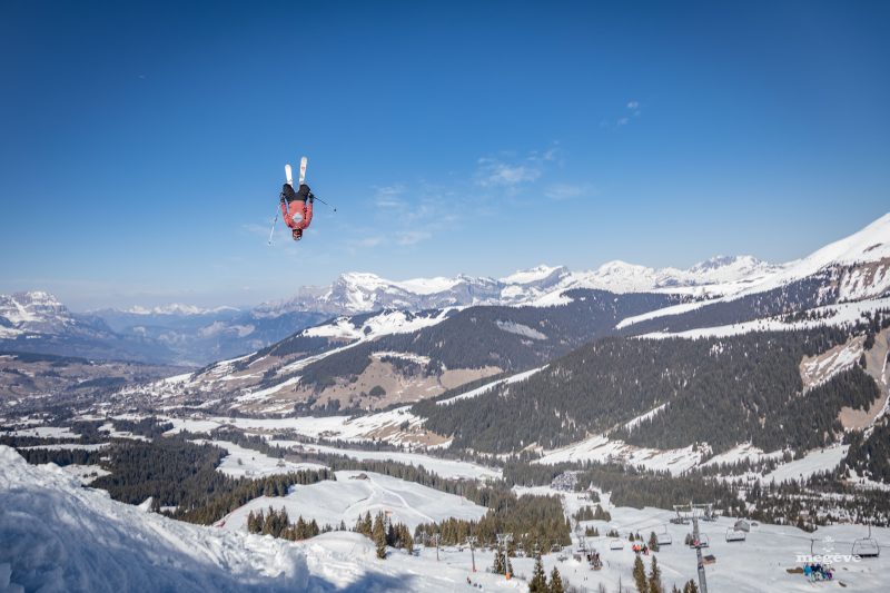 Back to Back Freeski. À Megève, le ski s’envoie en l’air en mode freestyle