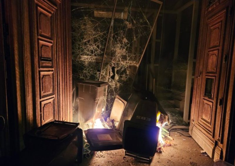 Lyon. Après le saccage de sa mairie et de ses commerces, la Croix-Rousse panse ses plaies