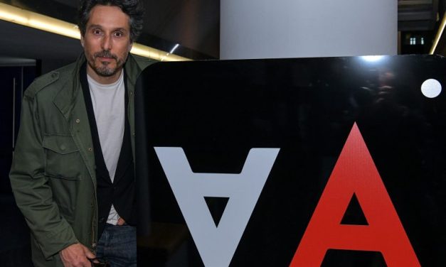 Les Mauvais Gones. Vincent Elbaz envoie le festival sur la stratosphère