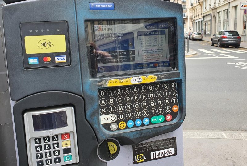 Lyon. Les écologistes inventent la discrimination au stationnement